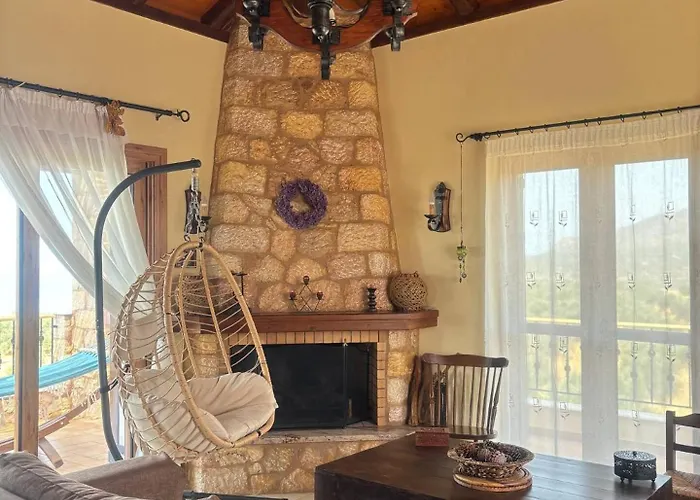 Villa “villa Othon-leni” *