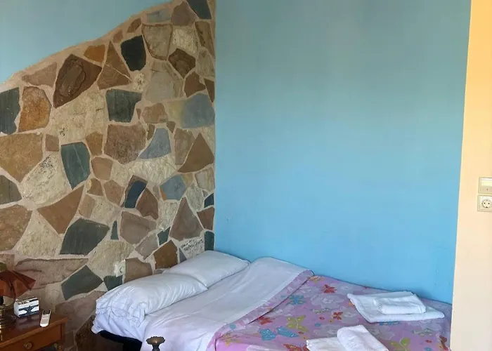 Villa “villa Othon-leni” *