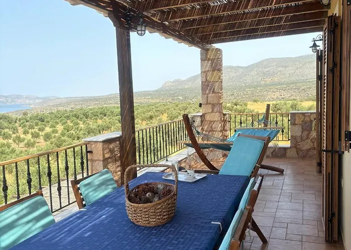 “villa Othon-leni” Villa